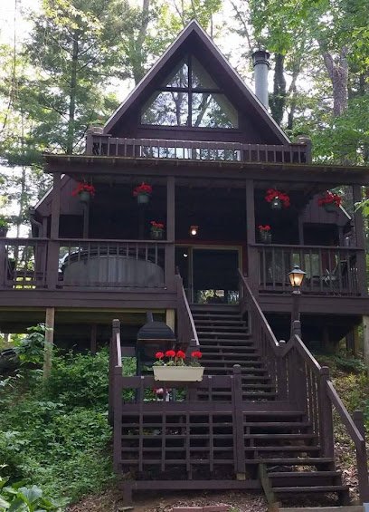 Hocking Hills Scenic Retreats – Dockside Cottage